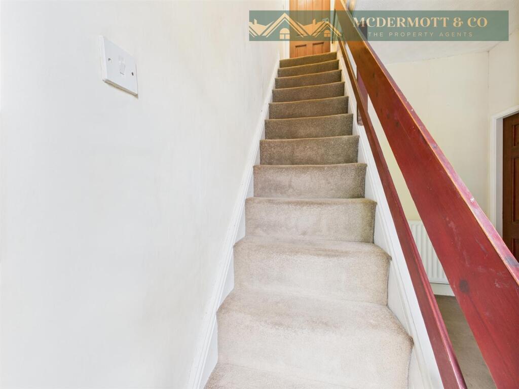 CAM03850G0-PR0176-STILL013.jpg