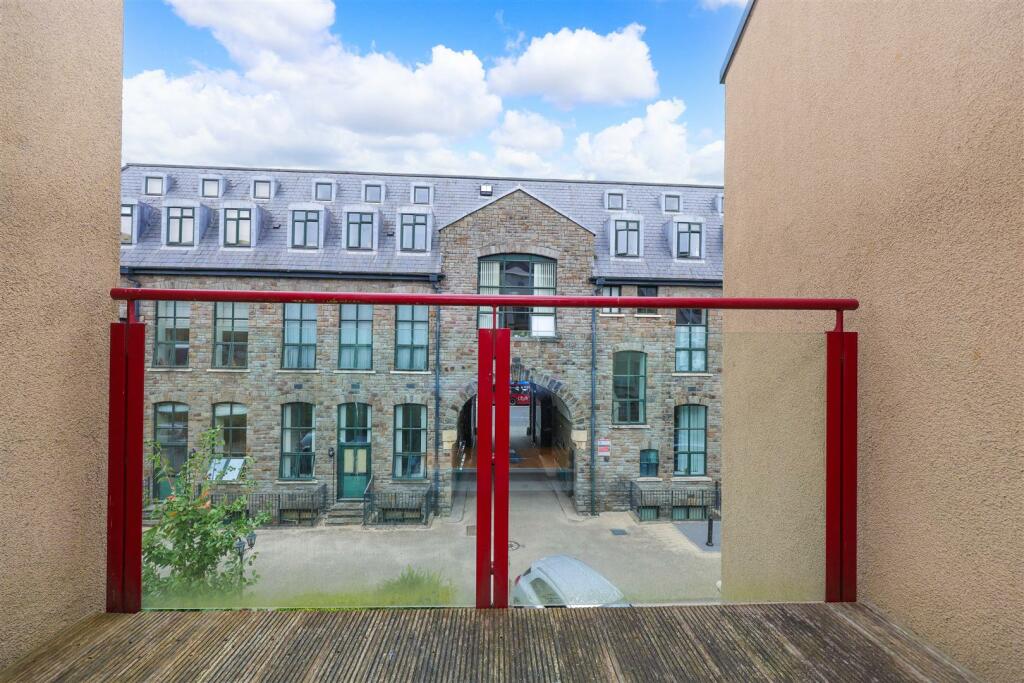 37 The Refinery 9.jpg