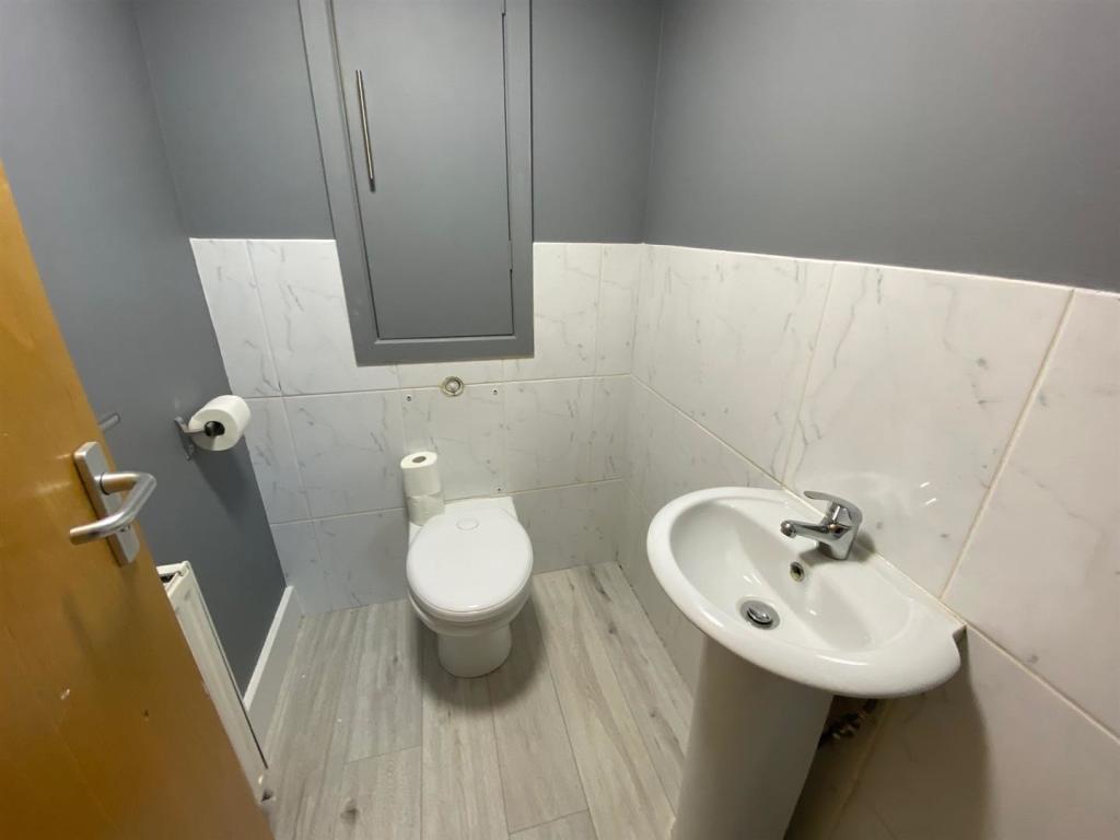WC.jpg