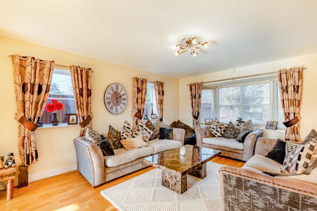 8539368-interior10-800.jpg