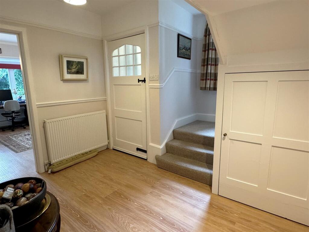Hall 1.JPG