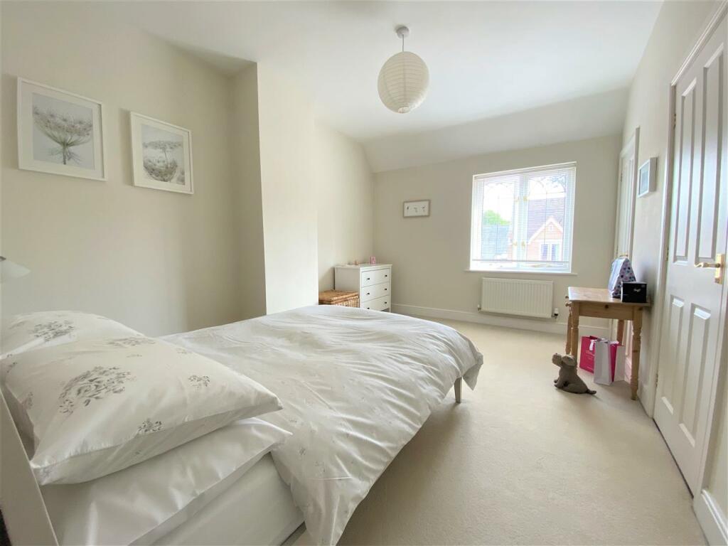 Bedroom.jpg