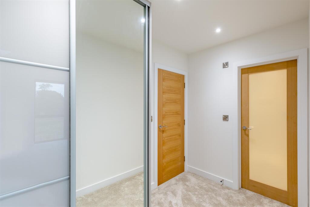 8665193-interior27.jpg