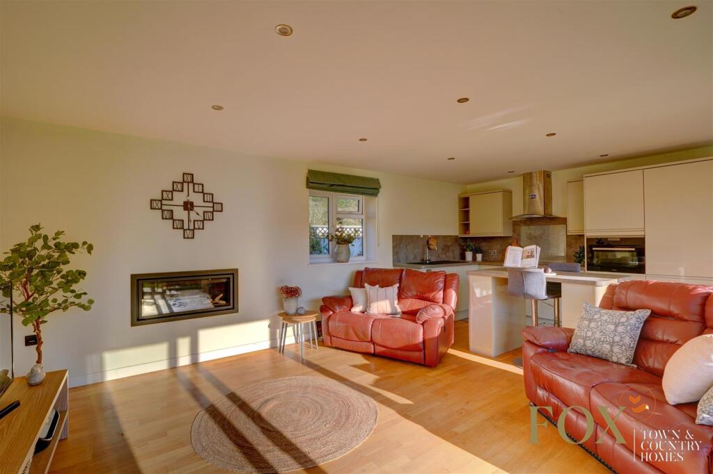 The Old Coach House (44).jpg