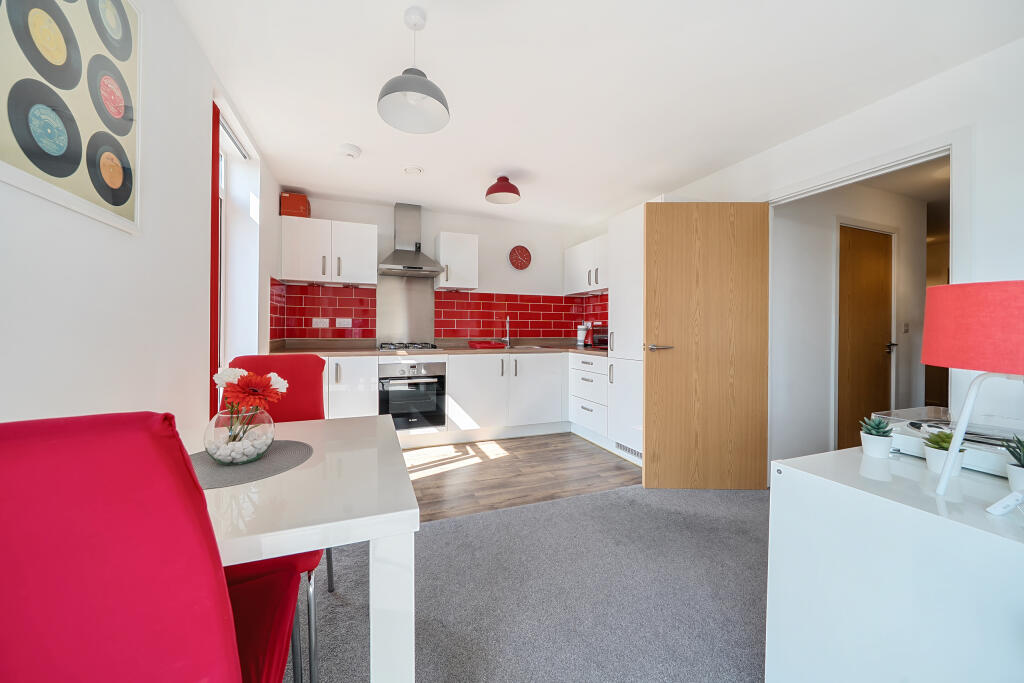 Open Plan Kitchen / Living / Dining Room