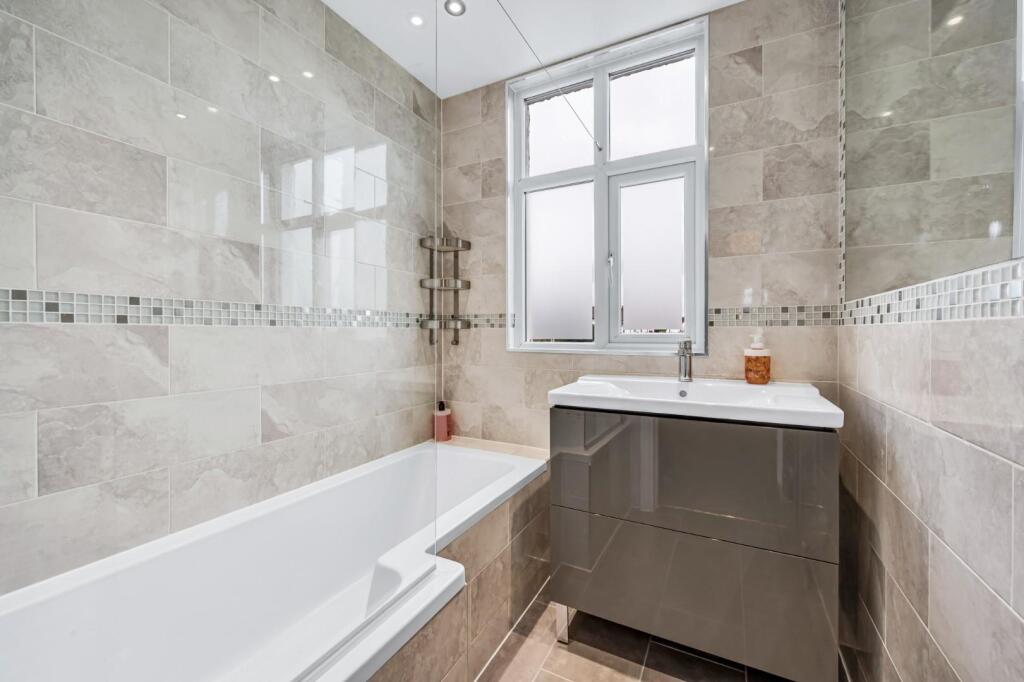 Kingsbridge Avenue-18.jpg