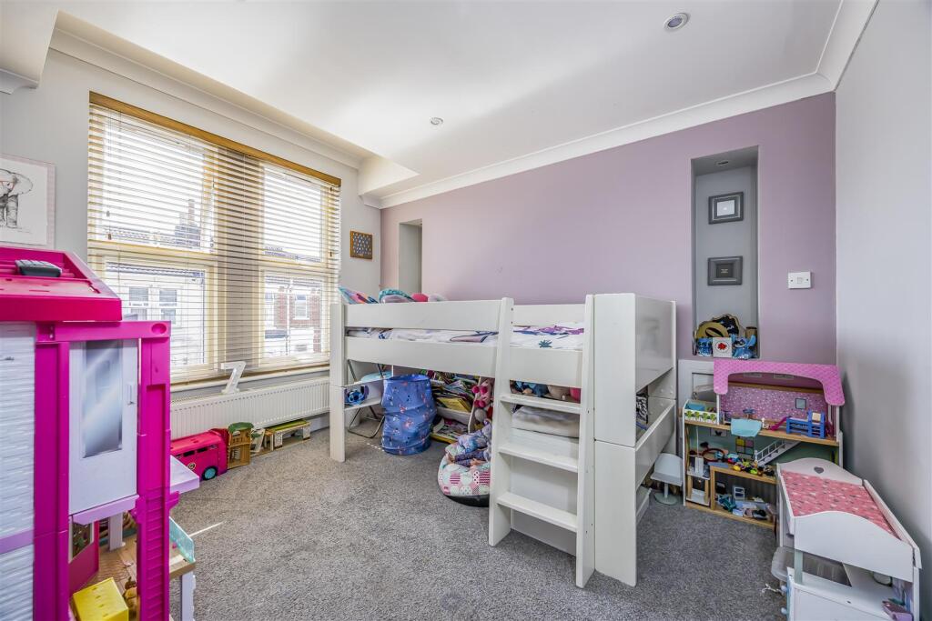 99 Folkestone Road, Baffins-PorticoMarketing-SoldB