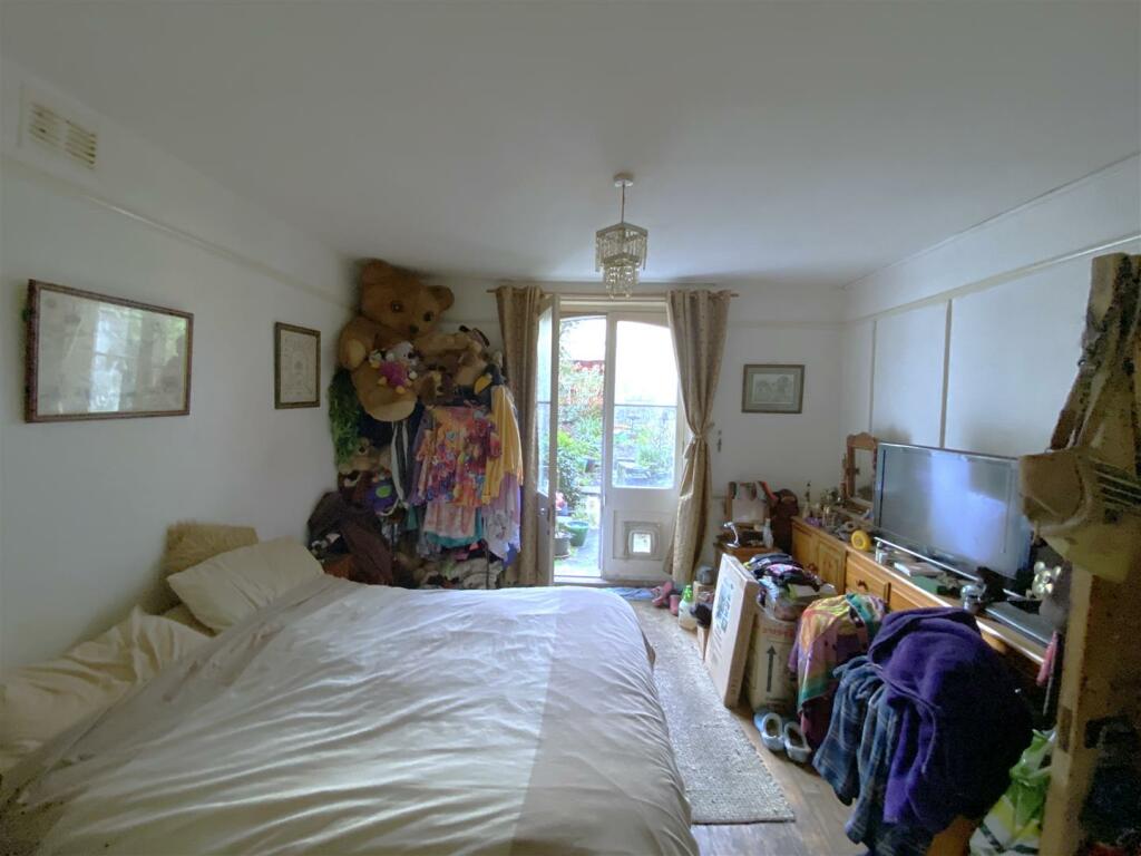 Bedroom.jpg