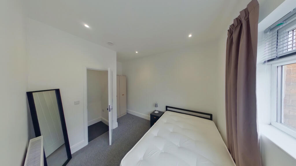 Bedroom with Ensuite
