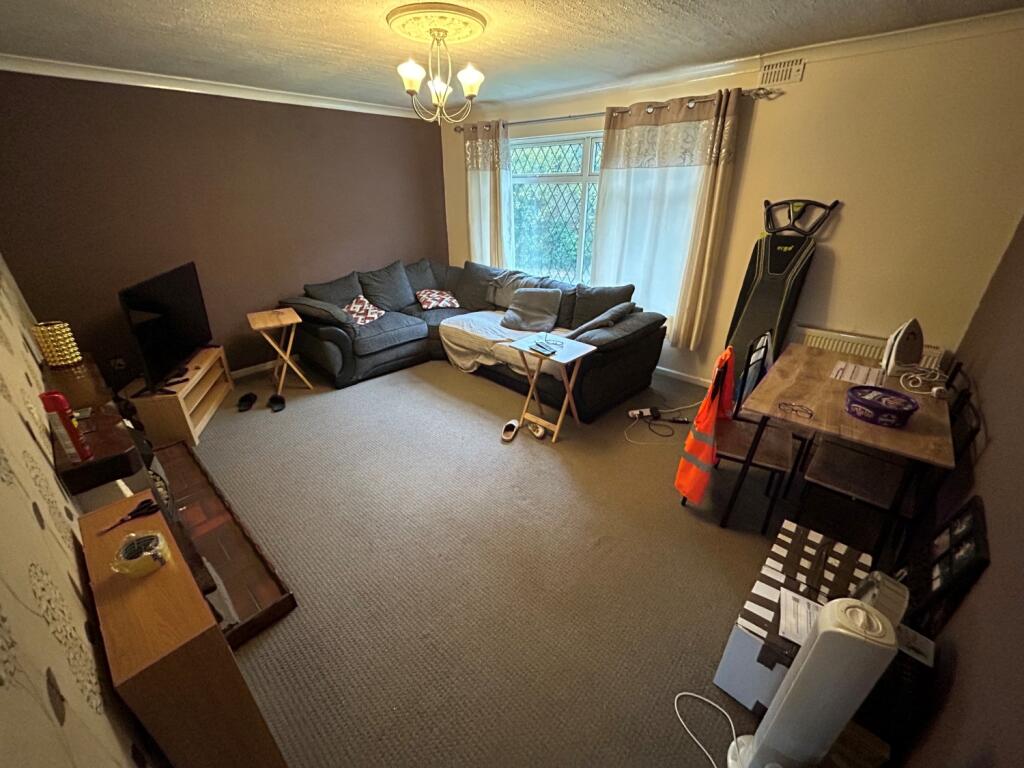 Lounge 2