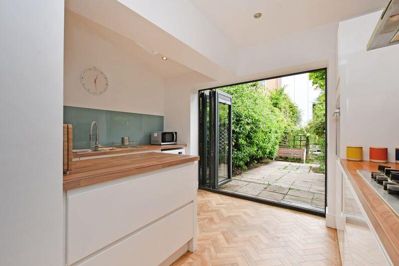 Bifold Doors in Kitchen 