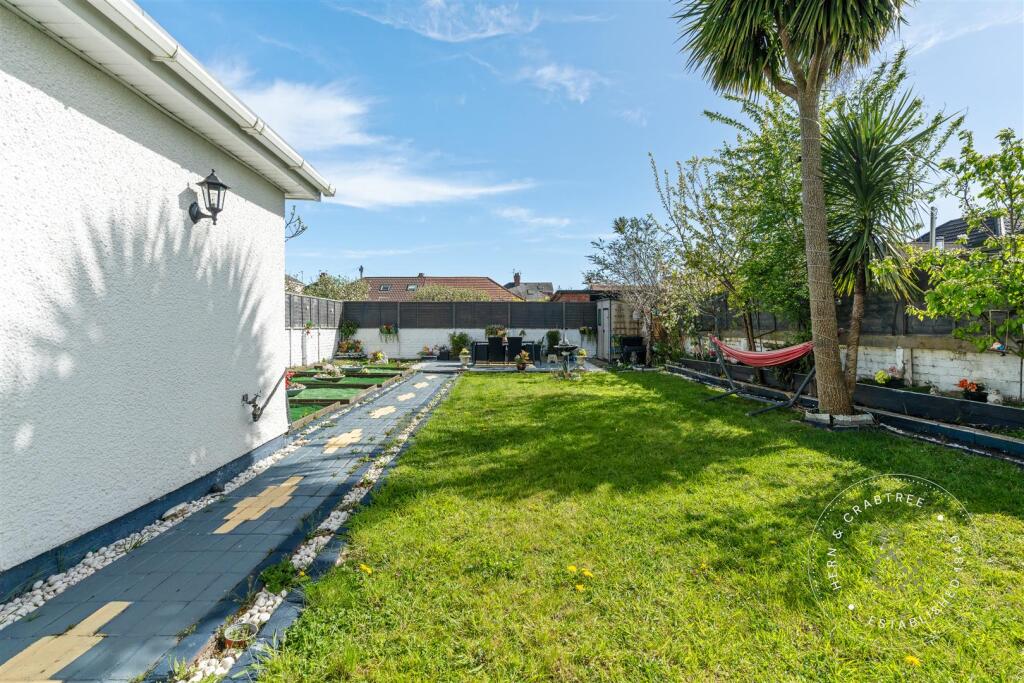 Tyn Y Parc Hern and Crabtree (14).jpg