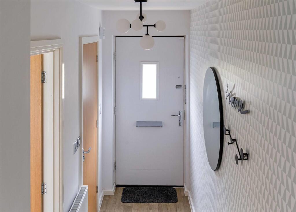 85829_15 Adelie Road (29).jpg