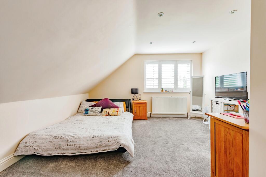 Bedrom 2 with dressing room