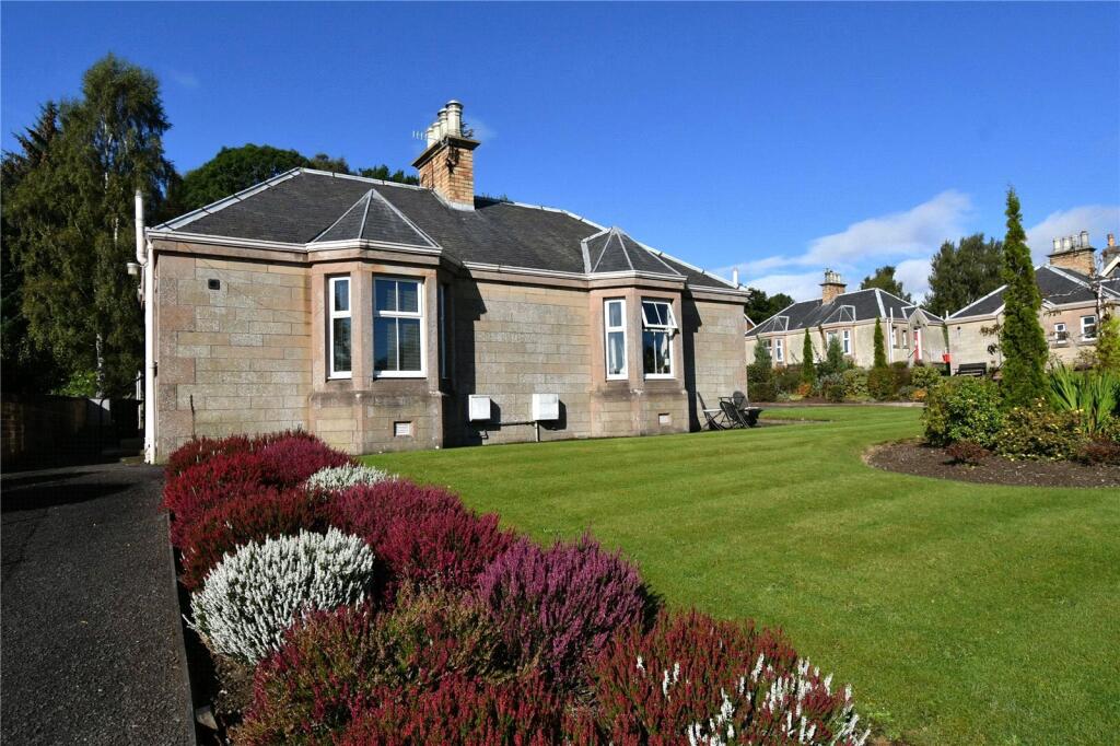3 Douglas Cottage
