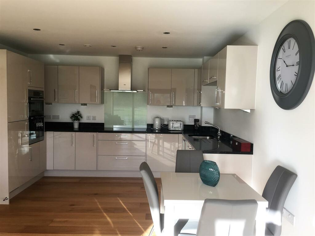 Kitchen area