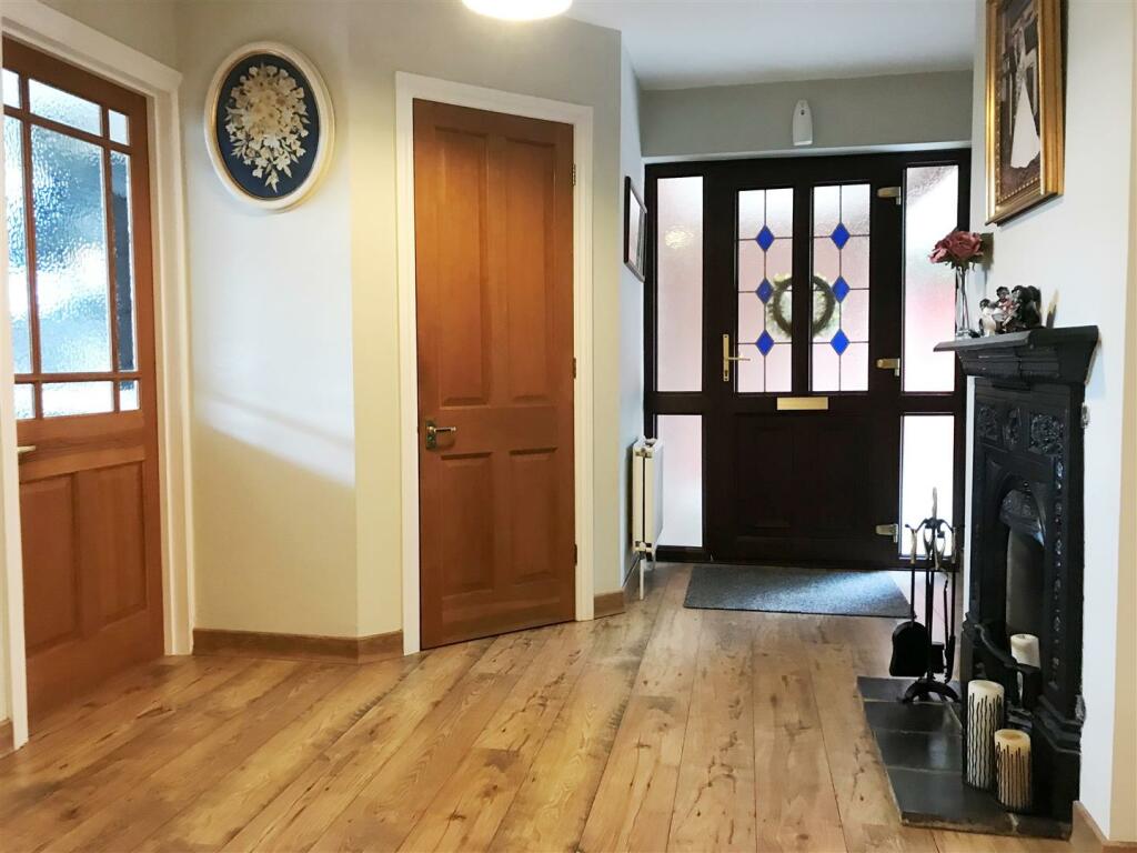 Hall 1.JPG