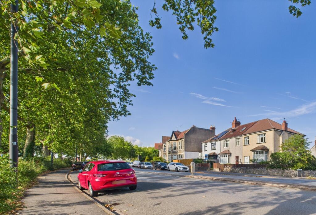 CAM02023G0-PR0158-STILL006