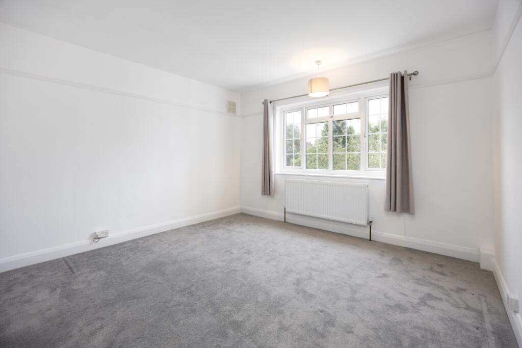 Lingfield Court F...