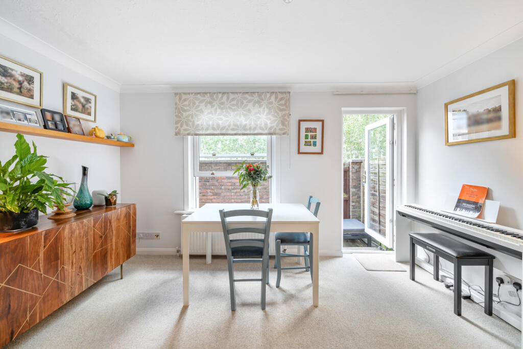 1340983-19-689dfb...