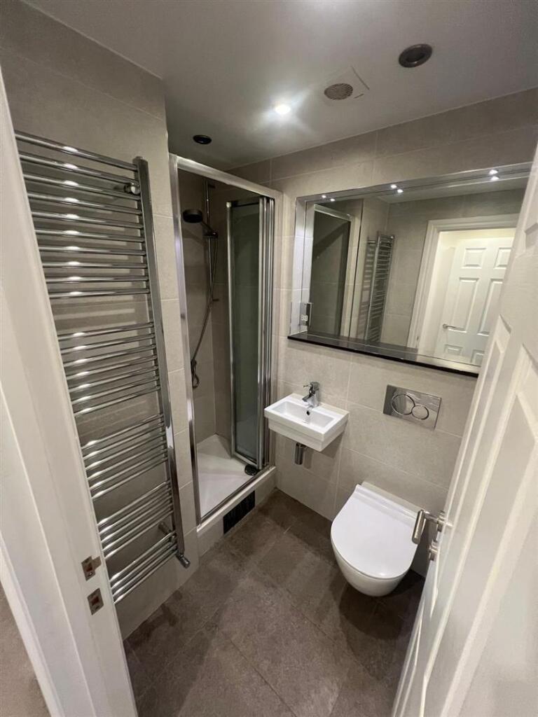 WhatsApp Image 2024-07-08 at 12.06.22 (6).jpeg