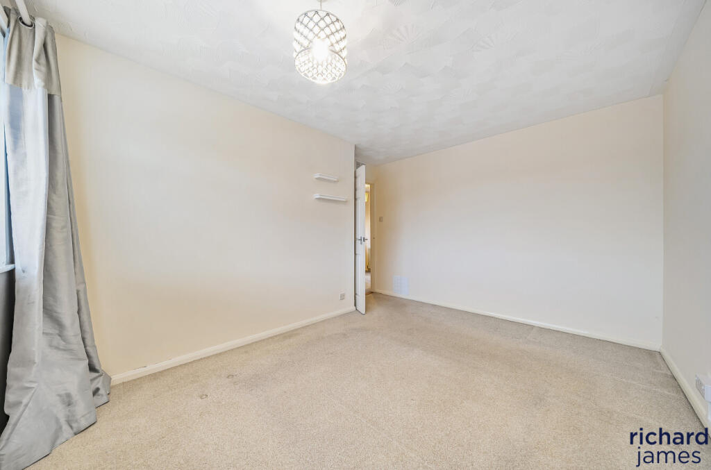 5b3f857e-36b1-4a3...