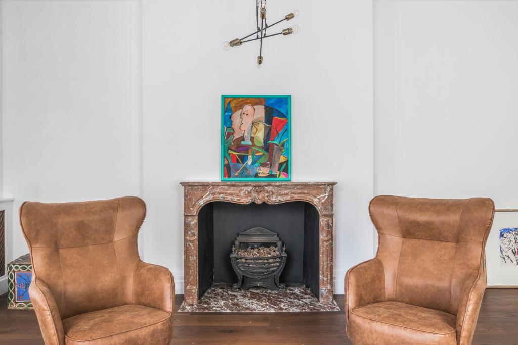 Montagu Square 33B, 
