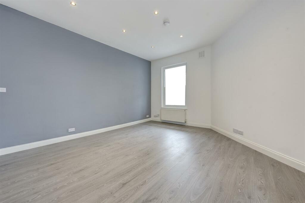 500b kings road 1051 rec2.jpg
