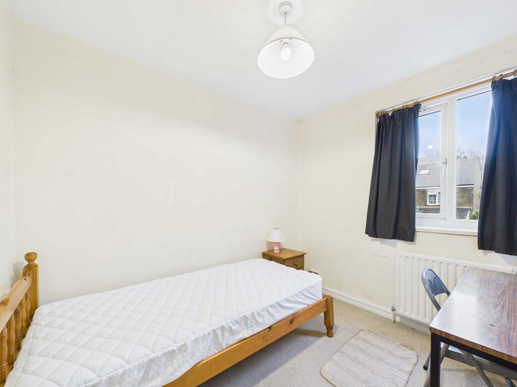 CAM03741G0-PR0138...