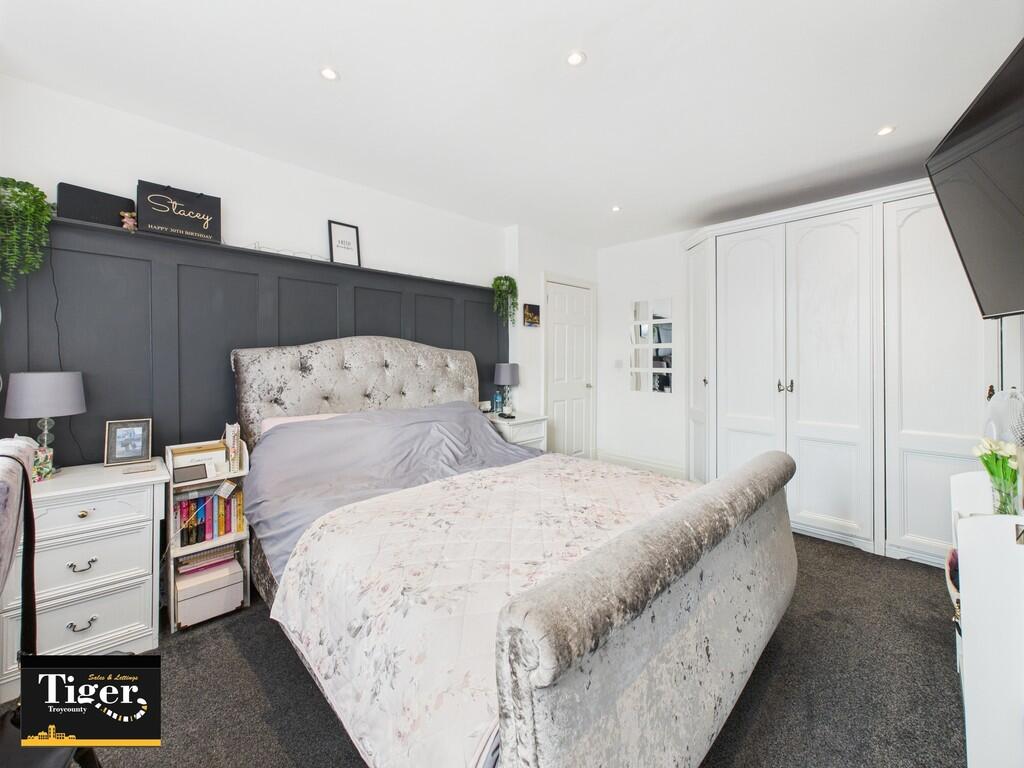 CAM03440G0-PR0359...