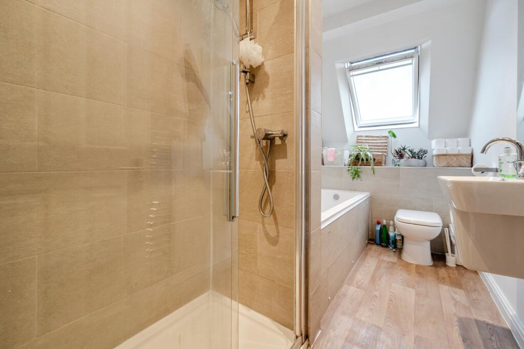 1362554-6-68e3ae9742