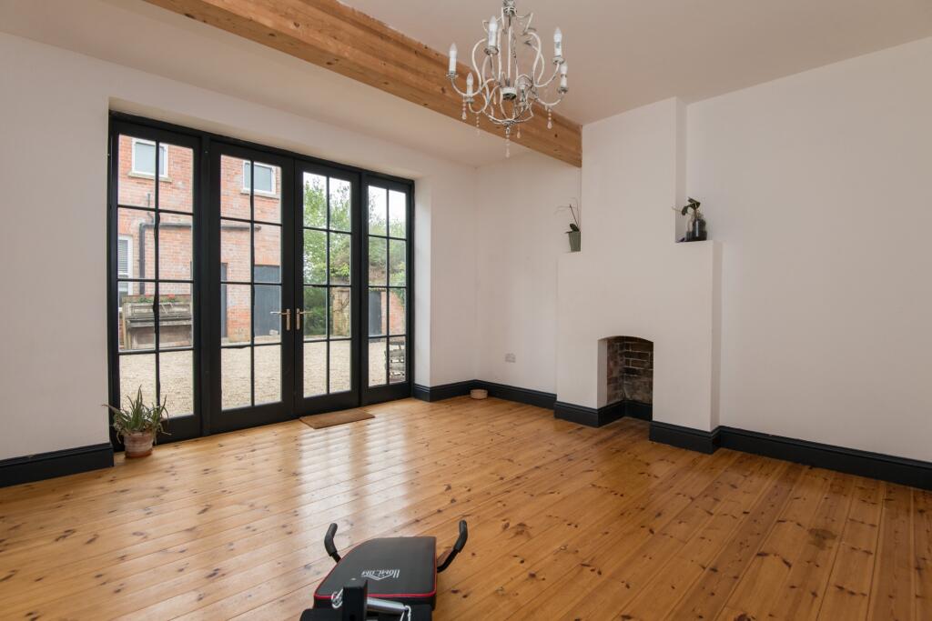 Roxies House Reception room