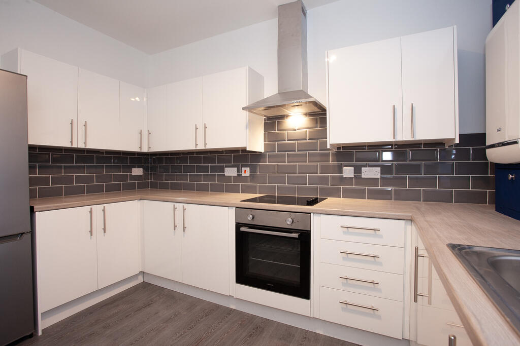 Kitchen 2