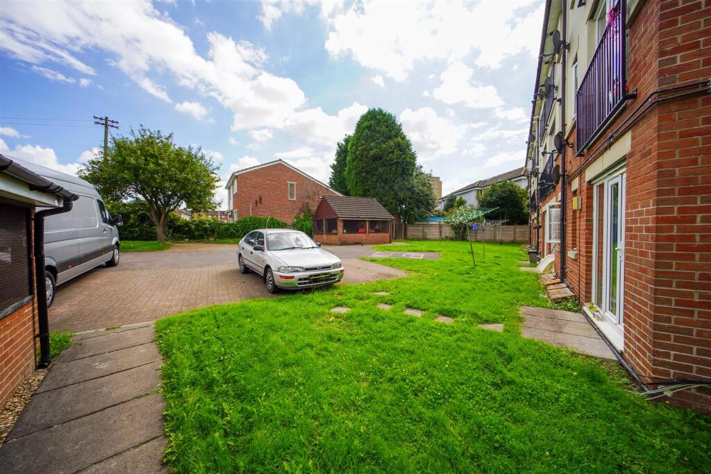 4 Exterior _11 MACHIN MEWS-5.jpg