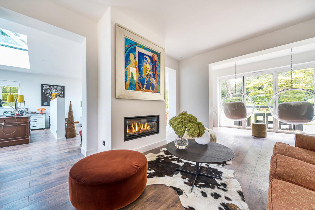 1354201-10-68caef...