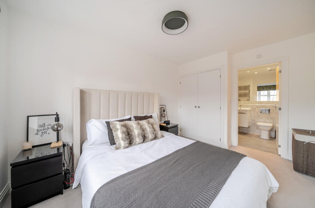 1355000-4-68cbf1d...