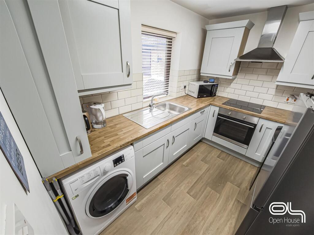 Willow Court (9).jpg