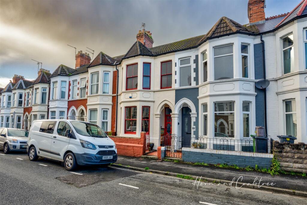 Dogfield Street, Cathays, HernCrabtree (7).jpg