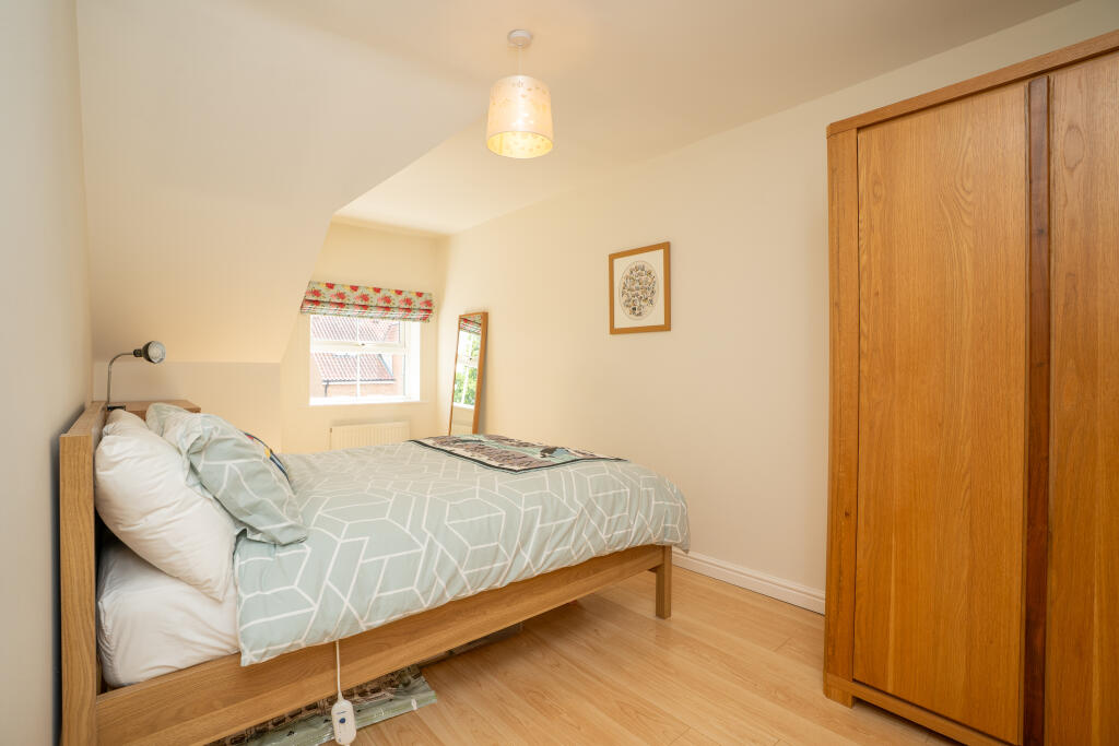 11woodlandmews30