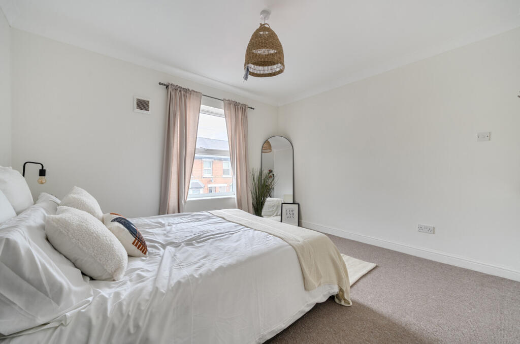 1345553-12-68b185...