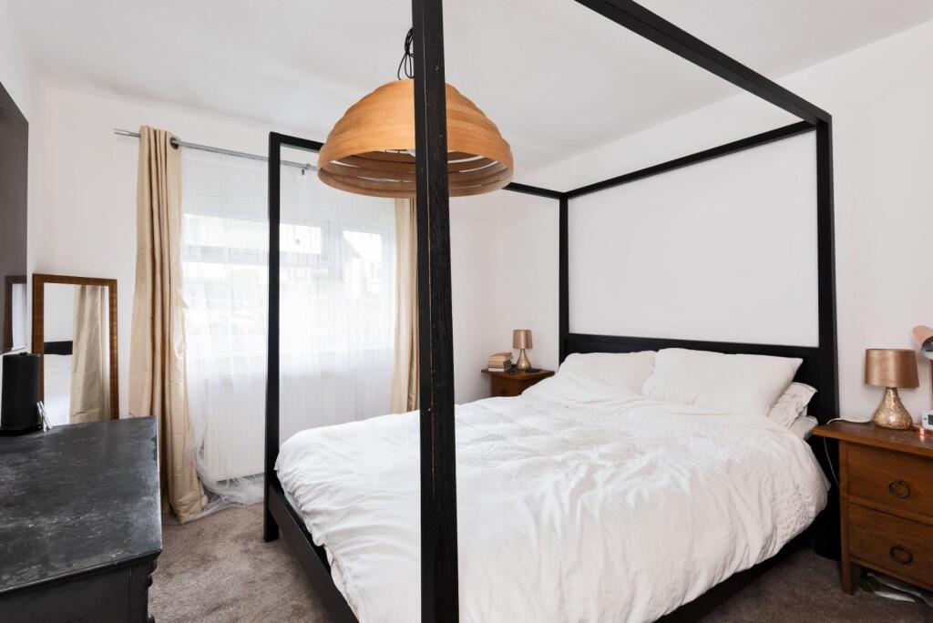 Principle bedroom.jpg