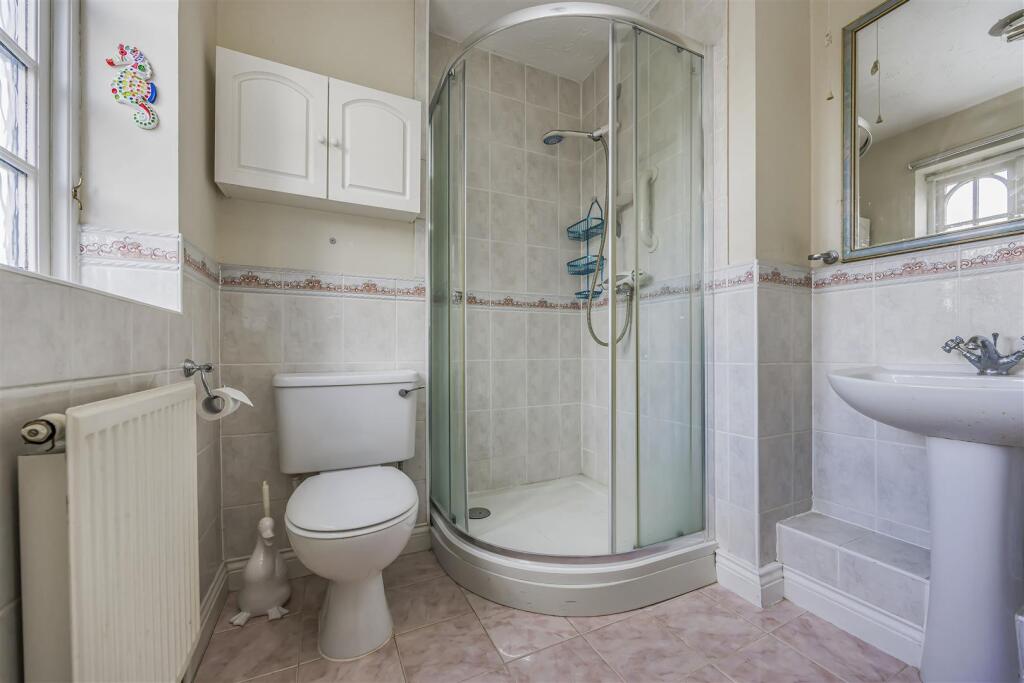 15 Teal Close, Horndean-PorticoMarketing-SoldBy-03