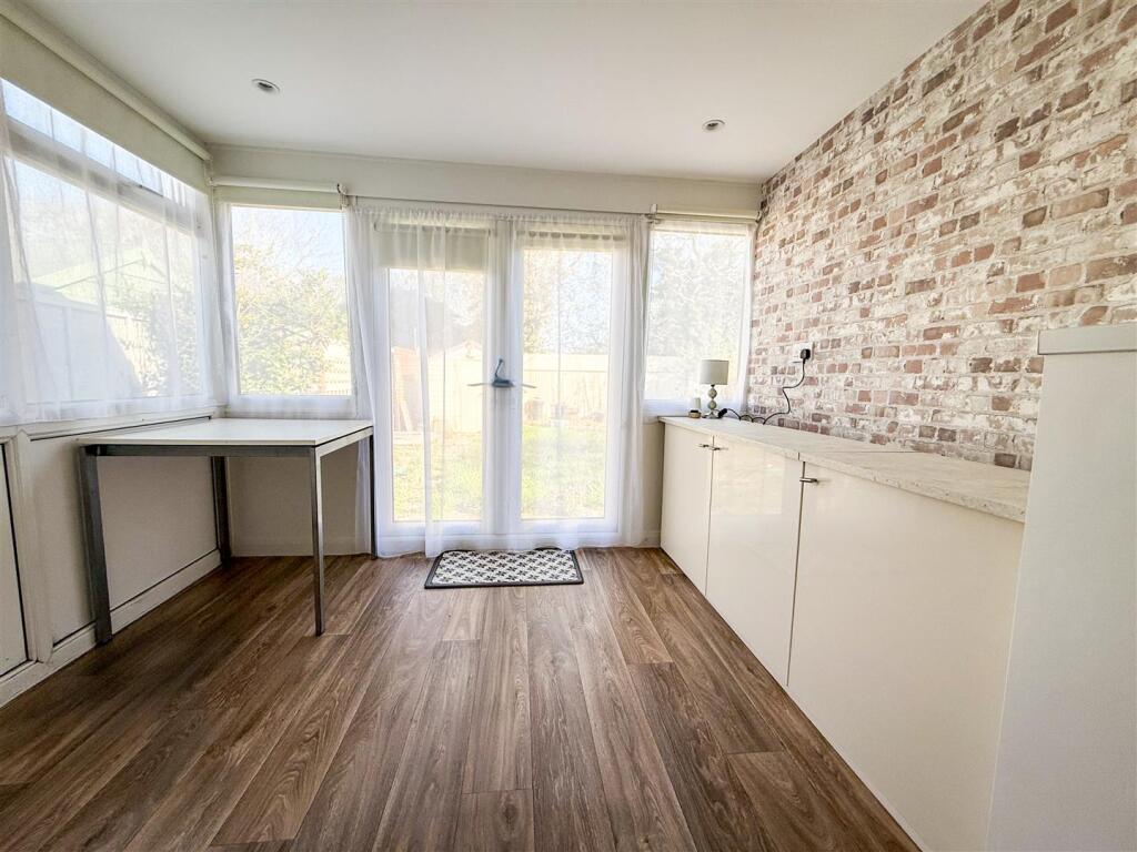 DINING AREA VIEW