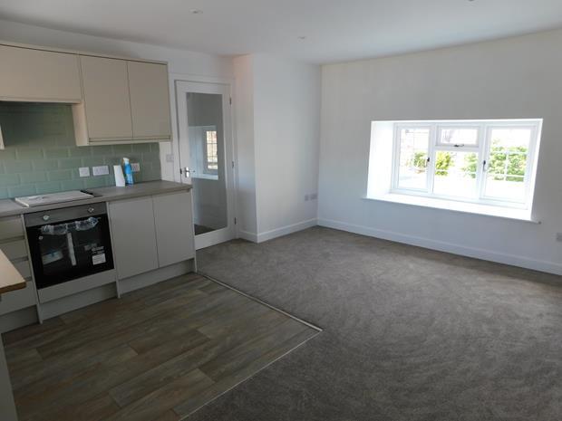 4aFlat1HindStileLivingKitchen