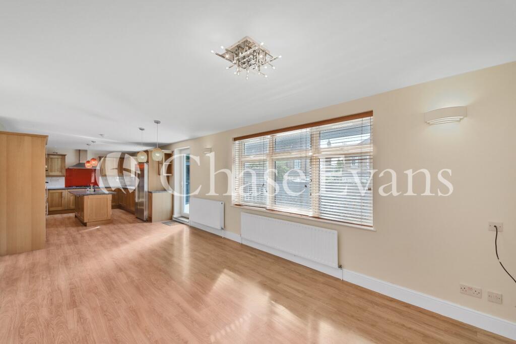 Kitchen/Living