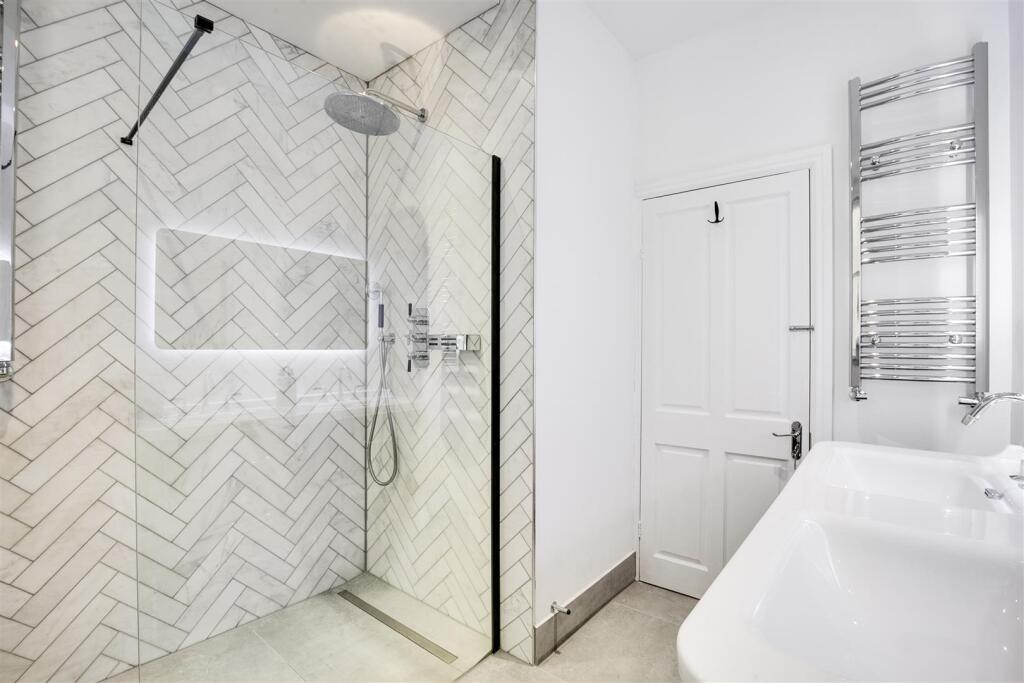 Prebend Mansions, W4 - FOR SALE