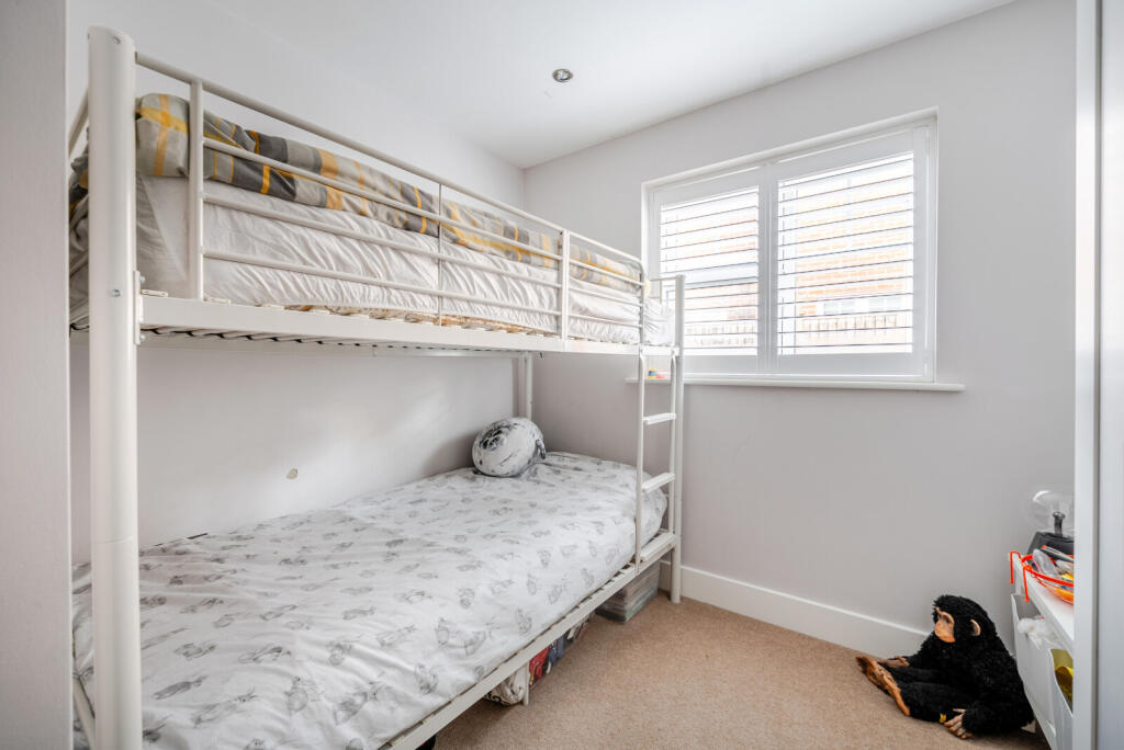 1376618-19-6926e9...