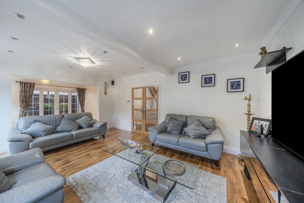 1358744-19-68d2dd...