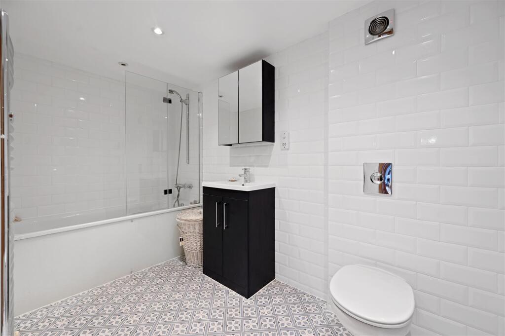 AR - Rosemont Road6.JPG