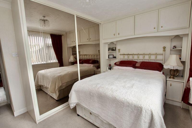 Principal bedroom